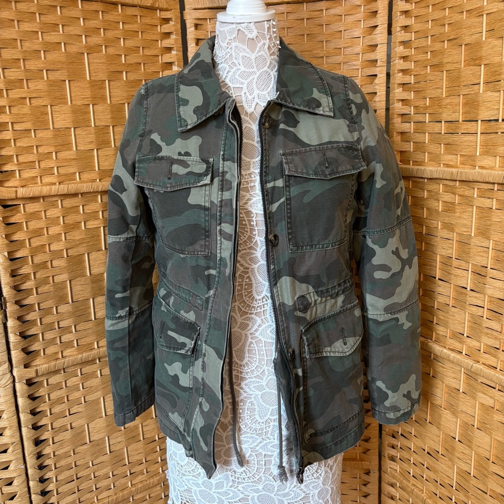 Topshop Faux Fur Lined Camo Utility Jacket size 4 Casual